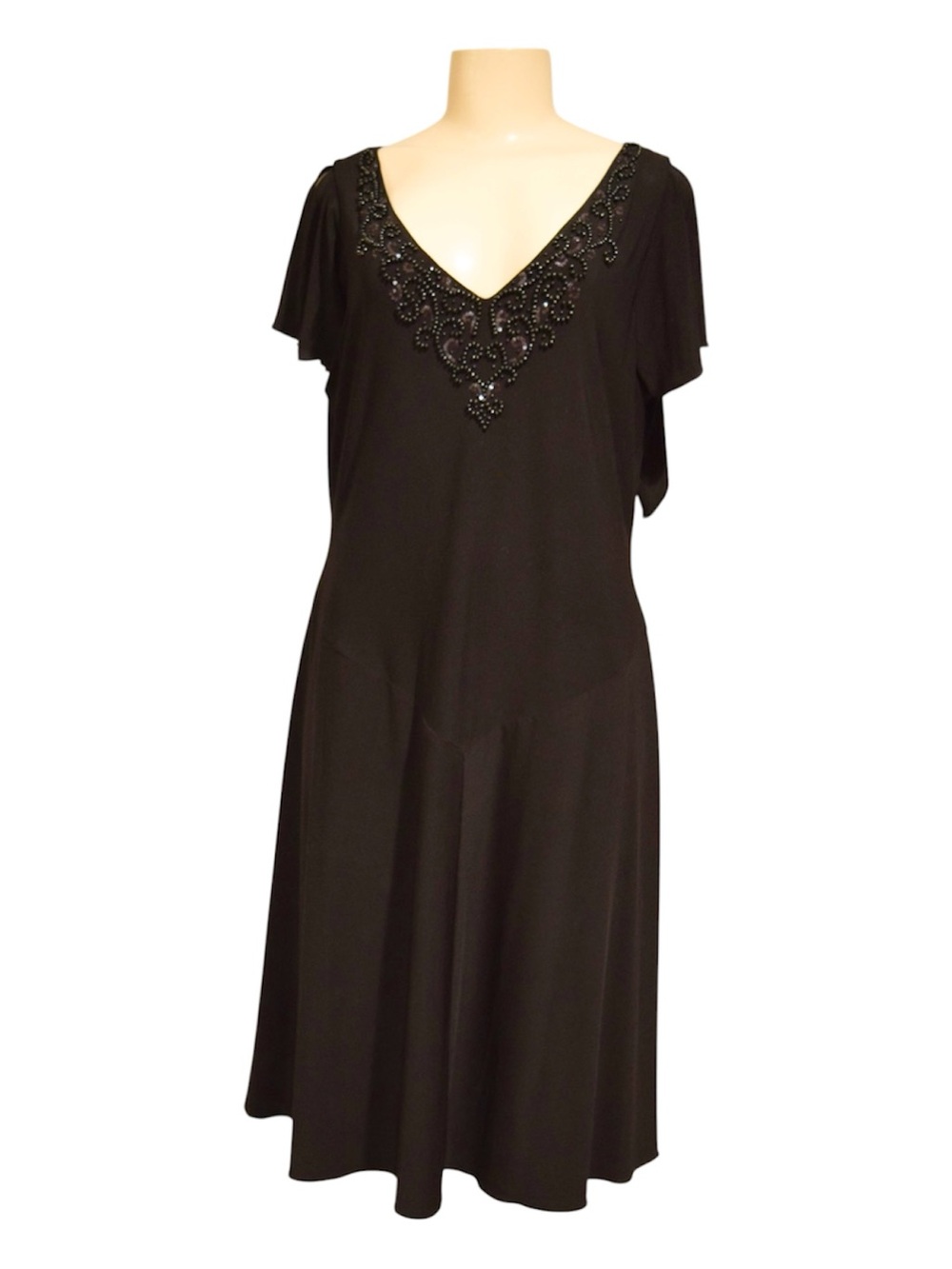 Adrianna Papell Black Dress Label Close-Up